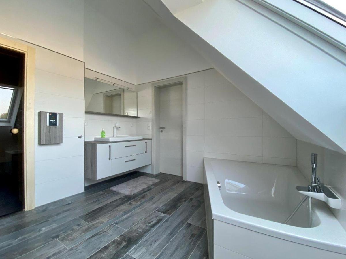 Ferienhaus Seestern Am Harkebruegger See Mit Sauna Und Kamin Barssel  Esterno foto